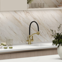 Смеситель для кухни Sancos Eri с гибким изливом, цвет полированное золото/черный, SC4001ZG