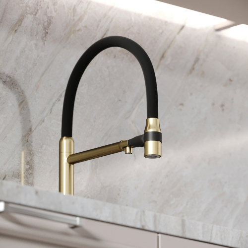 Смеситель для кухни Sancos Garda с гибким изливом, цвет брашированное золото/черный, SC4009BG