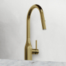 Смеситель для кухни Sancos Grand с вытяжным изливом, цвет брашированное золото, SC4002BG